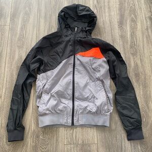 Pull&Bear - Men's Hooded Full Zip Windbreaker Jacket - Size L